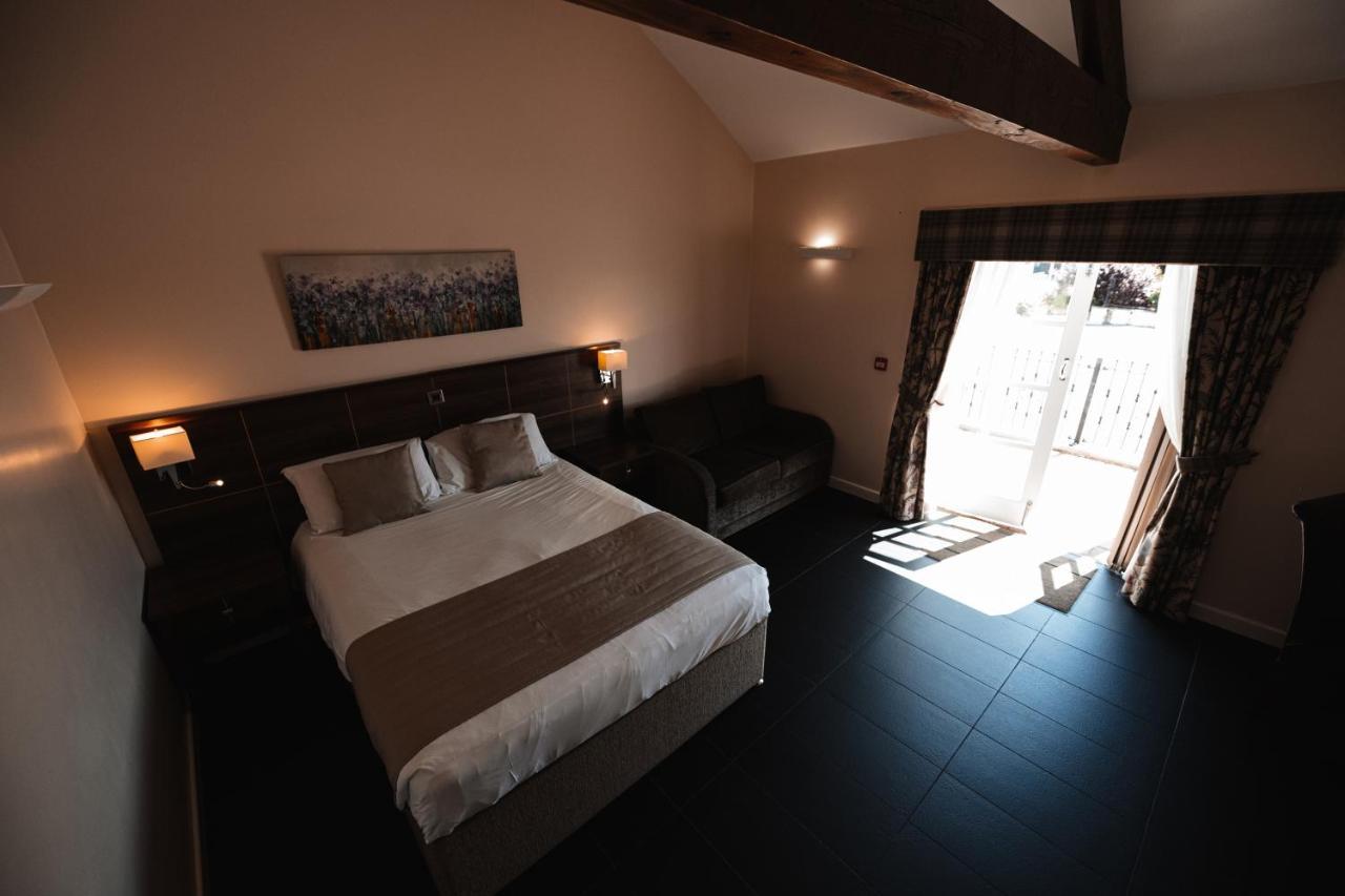 Kings Croft Hotel Понтефракт Экстерьер фото