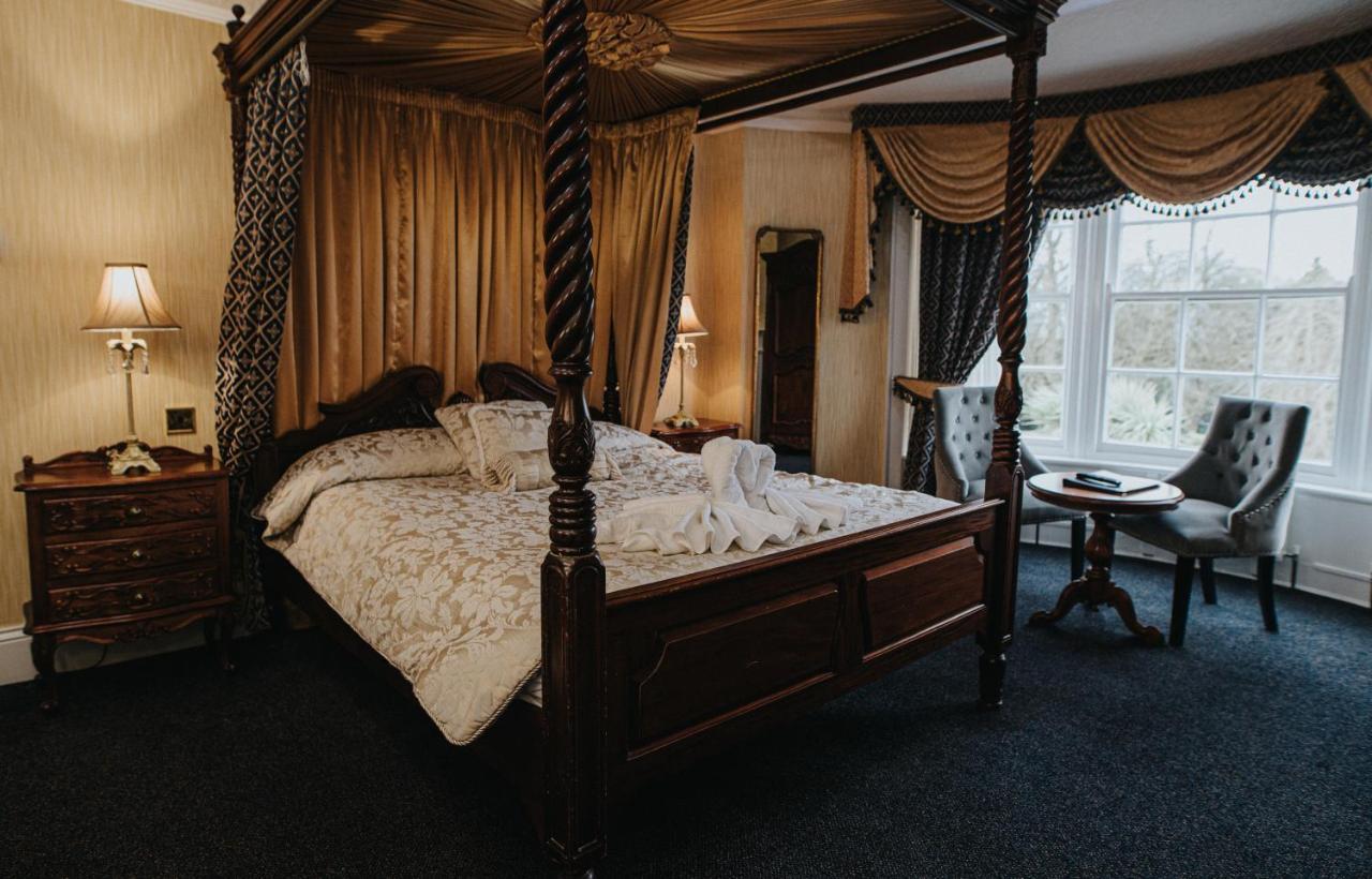 Kings Croft Hotel Понтефракт Экстерьер фото