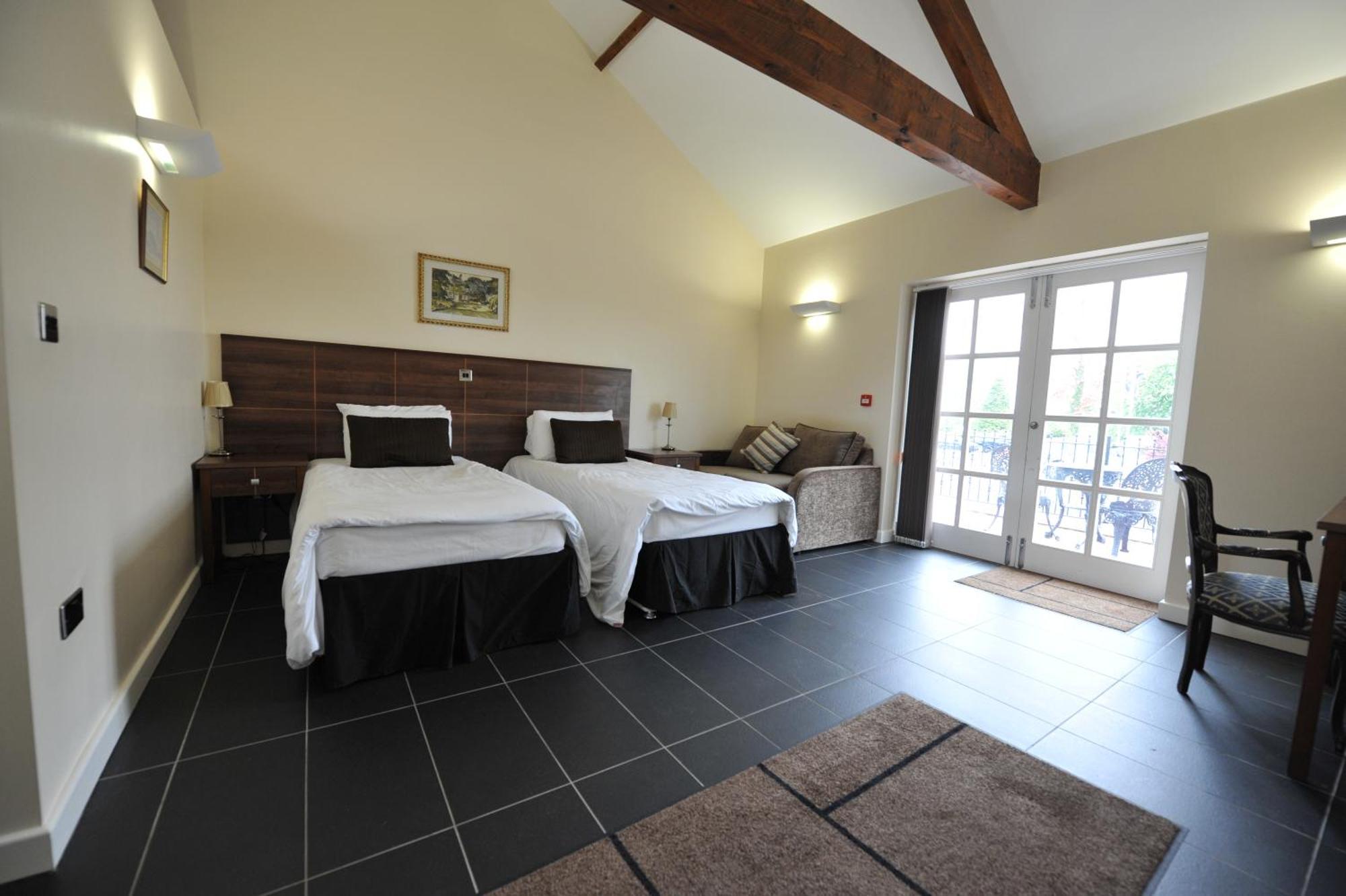Kings Croft Hotel Понтефракт Экстерьер фото